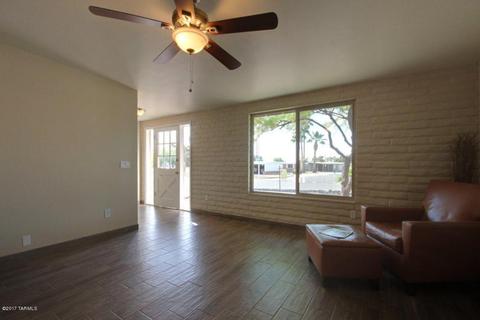 8432 E Beverly St, Tucson, AZ 85710 photo 10