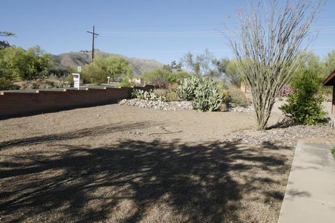 8960 E Saddleback Dr, Tucson, AZ 85749 photo 7