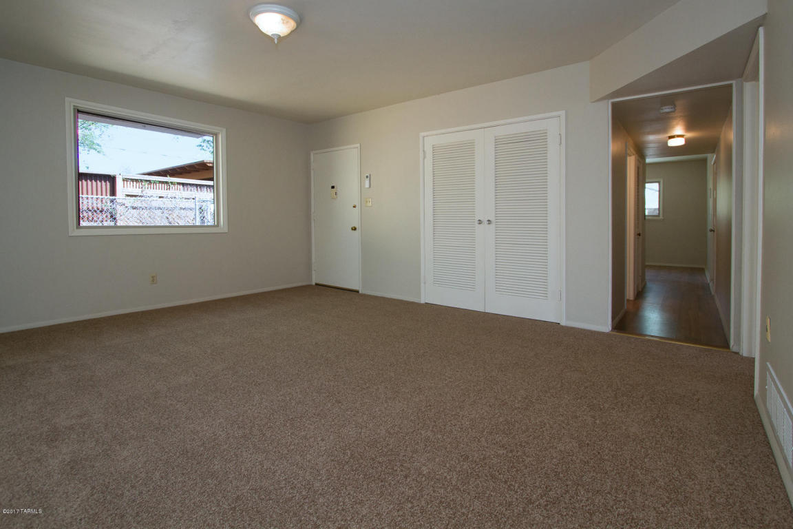 4757 E Montecito St, Tucson, AZ 85711 photo 15