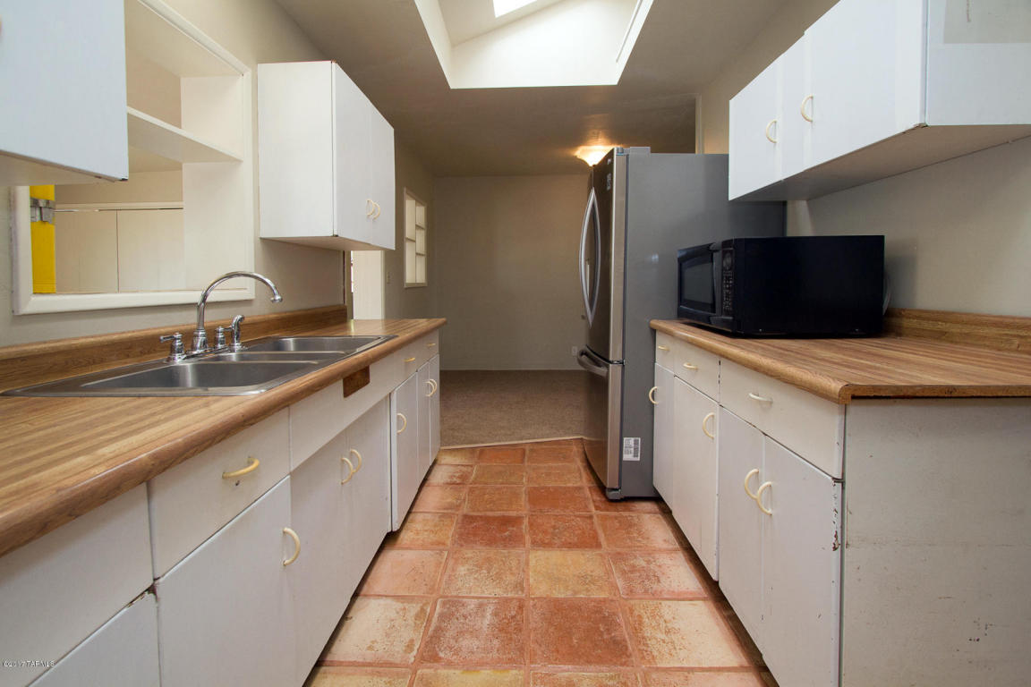4757 E Montecito St, Tucson, AZ 85711 photo 7
