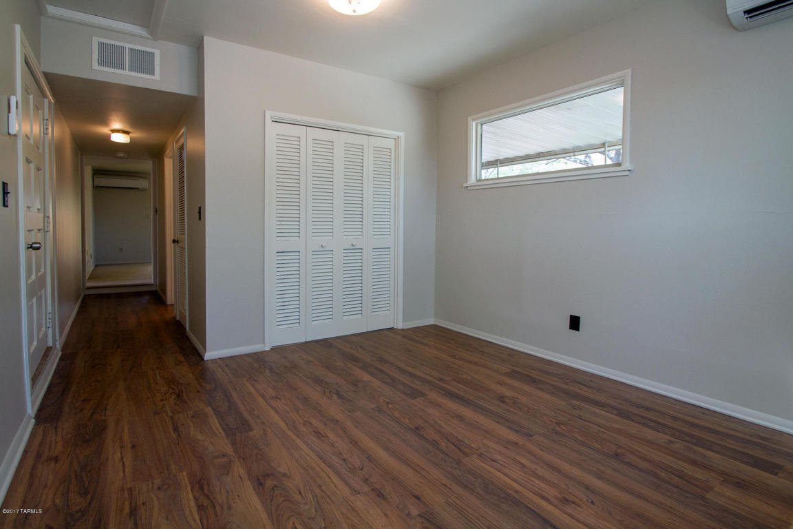 4757 E Montecito St, Tucson, AZ 85711 photo 10