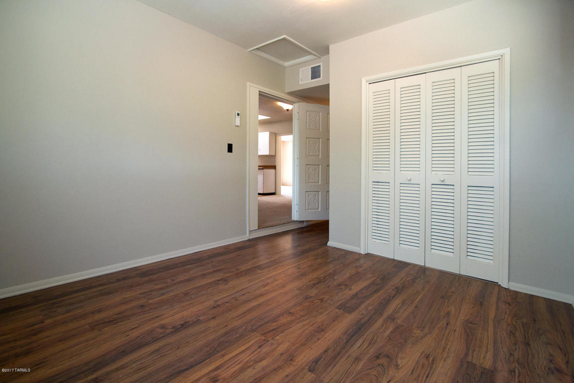 4757 E Montecito St, Tucson, AZ 85711 photo 12