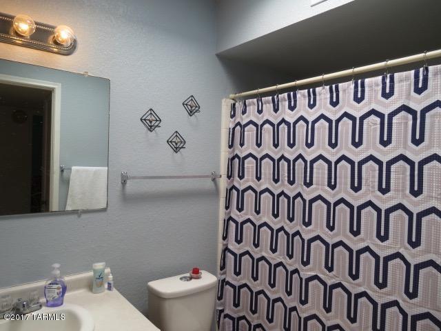 2407 E Walnut St, Tucson, AZ 85706 photo 27