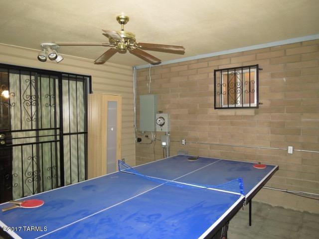 2407 E Walnut St, Tucson, AZ 85706 photo 5