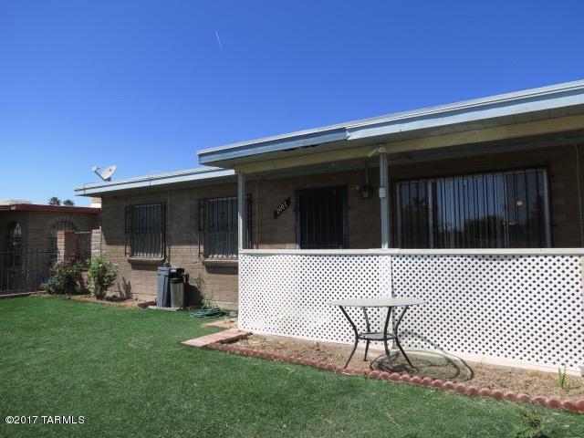2407 E Walnut St, Tucson, AZ 85706 photo 11