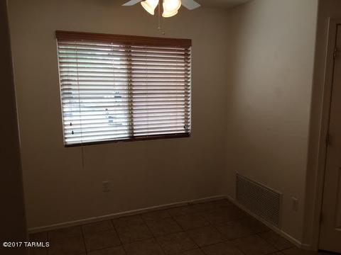 6591 E Splendid Ln, Tucson, AZ 85756 photo 12