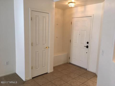 6591 E Splendid Ln, Tucson, AZ 85756 photo 4