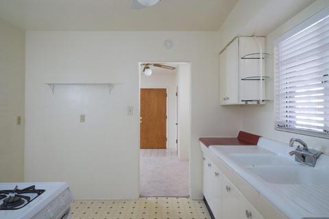 5643 E 2nd St, Tucson, AZ 85711 photo 4