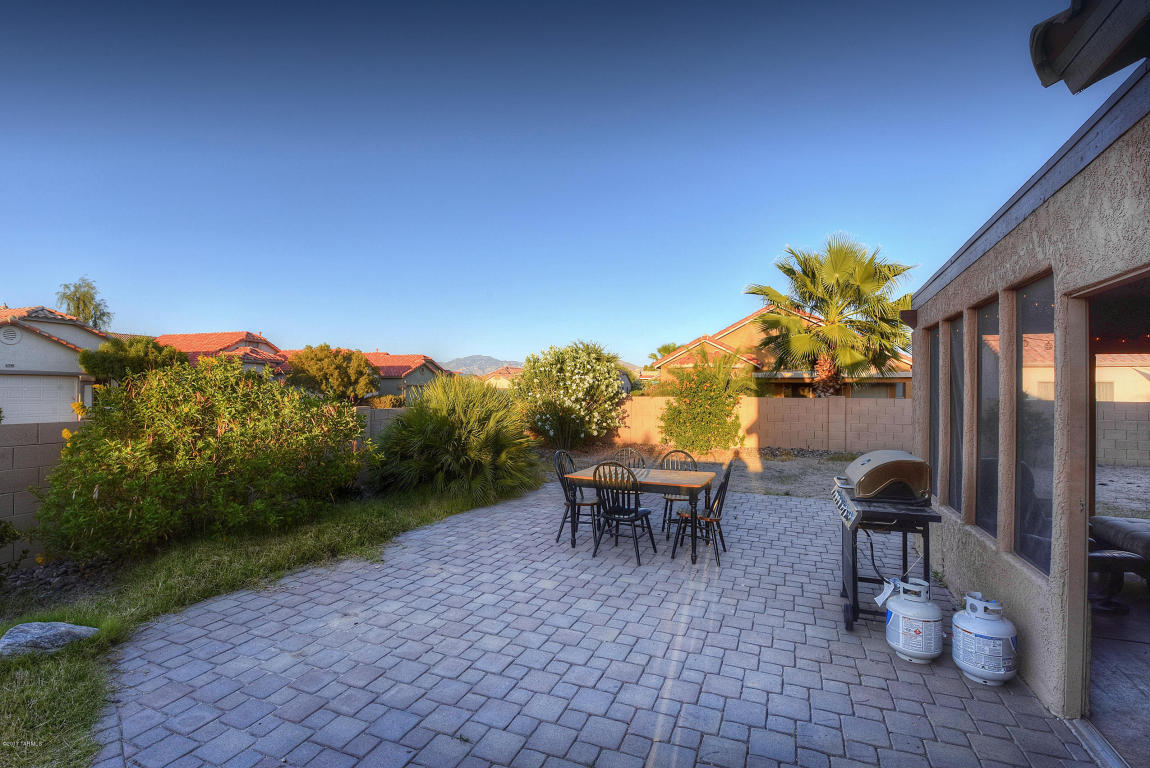  8002 N Atolia Dr, Tucson, AZ 85743 photo 8