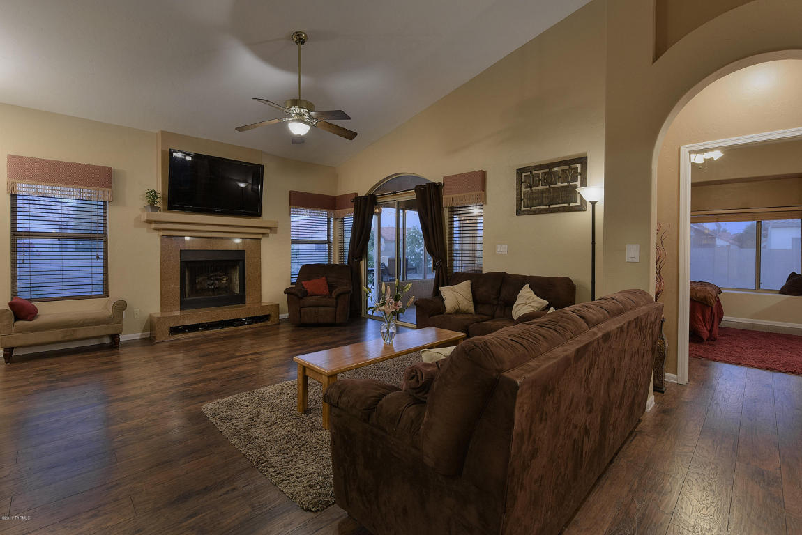  8002 N Atolia Dr, Tucson, AZ 85743 photo 3