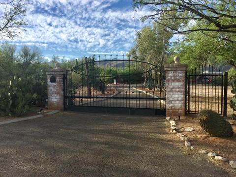 11441 E Limberlost Rd, Tucson, AZ 85749 photo 2