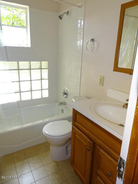 1438 E 9th, Tucson, AZ 85719 photo 4