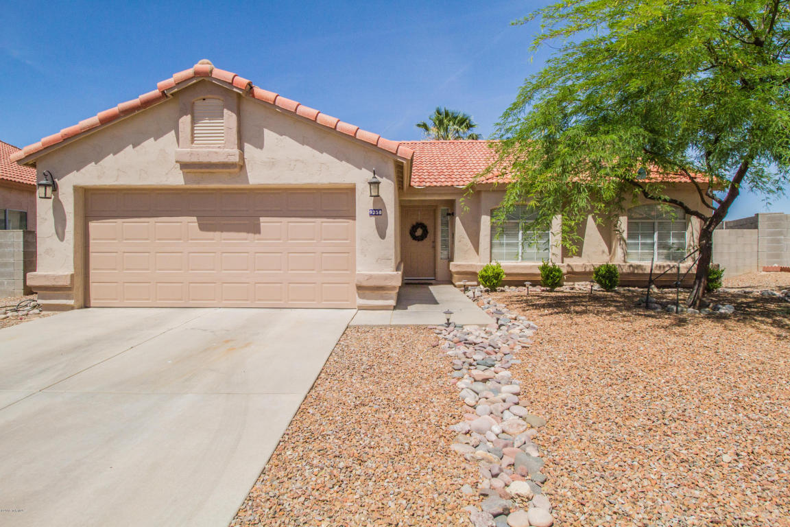 9350 N Eaglestone Loop, Tucson, AZ 85742 photo 3