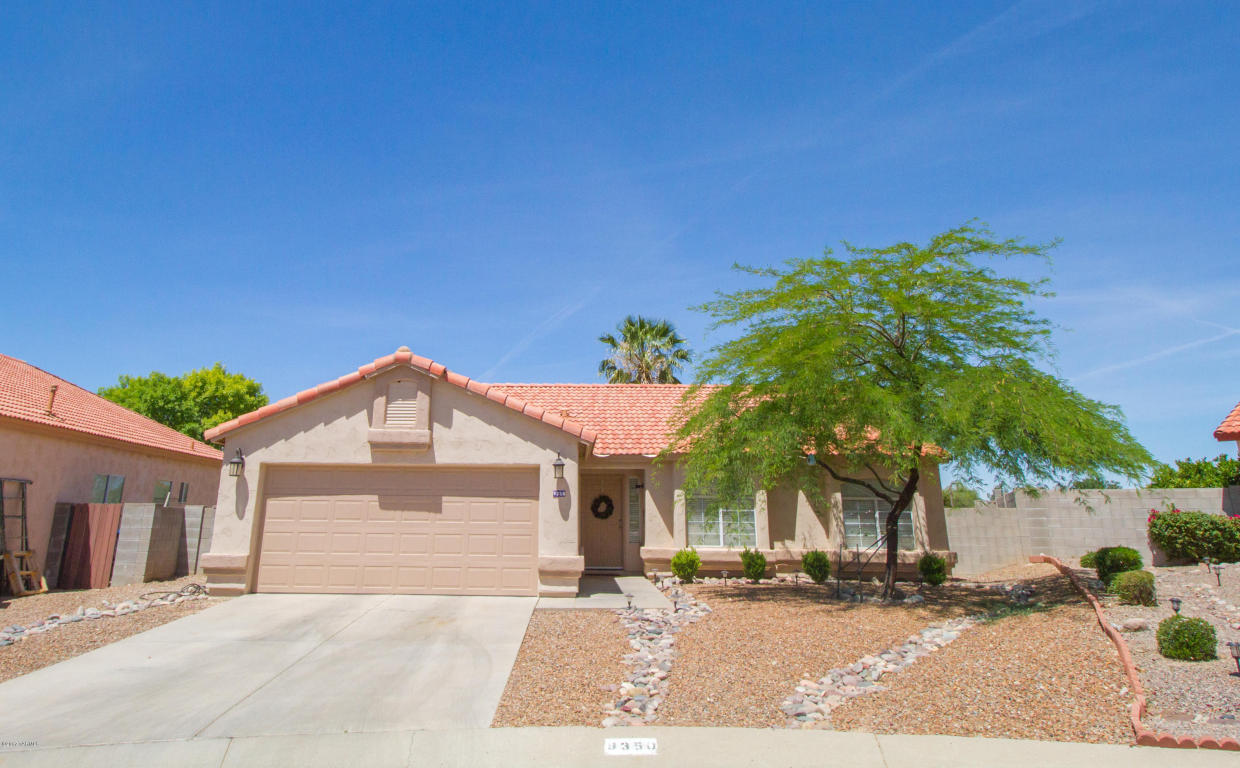 9350 N Eaglestone Loop, Tucson, AZ 85742 photo 2
