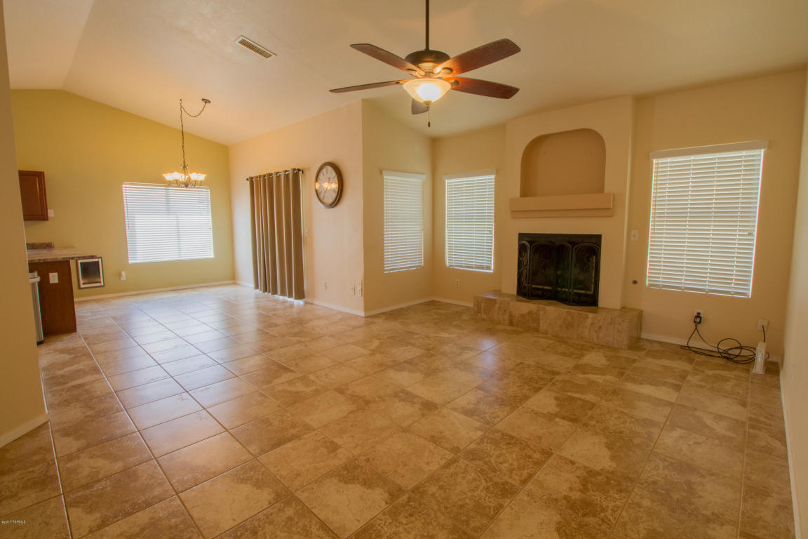 9350 N Eaglestone Loop, Tucson, AZ 85742 photo 13