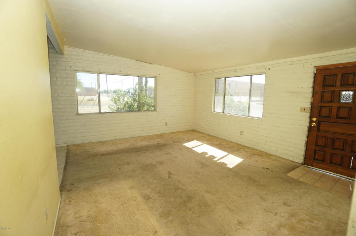 2201 E Beverly Dr, Tucson, AZ 85719 photo 11