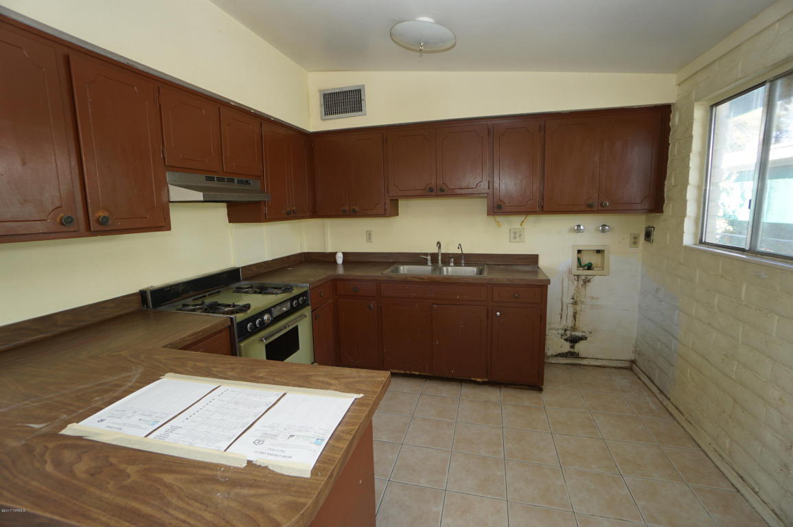 2201 E Beverly Dr, Tucson, AZ 85719 photo 10