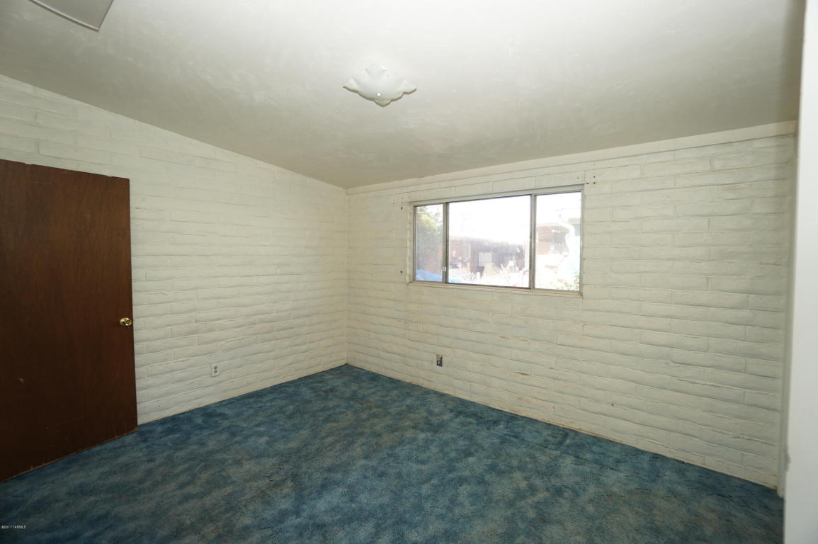 2201 E Beverly Dr, Tucson, AZ 85719 photo 14