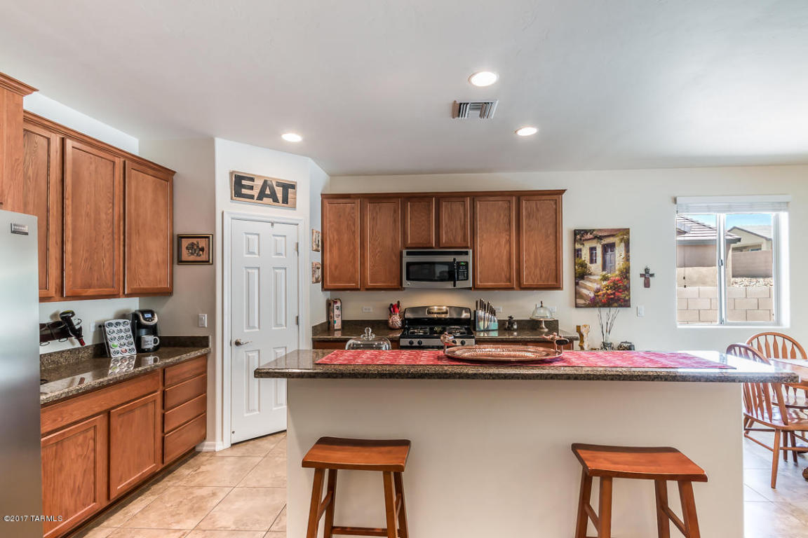 226 E Sycamore View Rd, Vail, AZ 85641 photo 5
