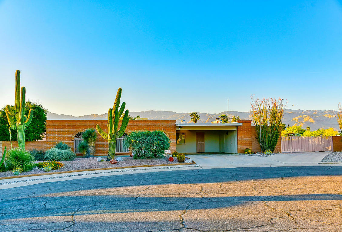 9241 E Simon Pl, Tucson, AZ 85710 photo 5