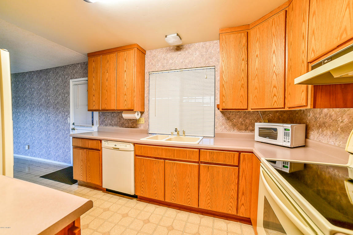 9241 E Simon Pl, Tucson, AZ 85710 photo 23