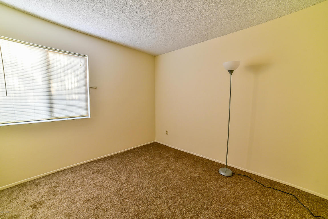 9241 E Simon Pl, Tucson, AZ 85710 photo 17