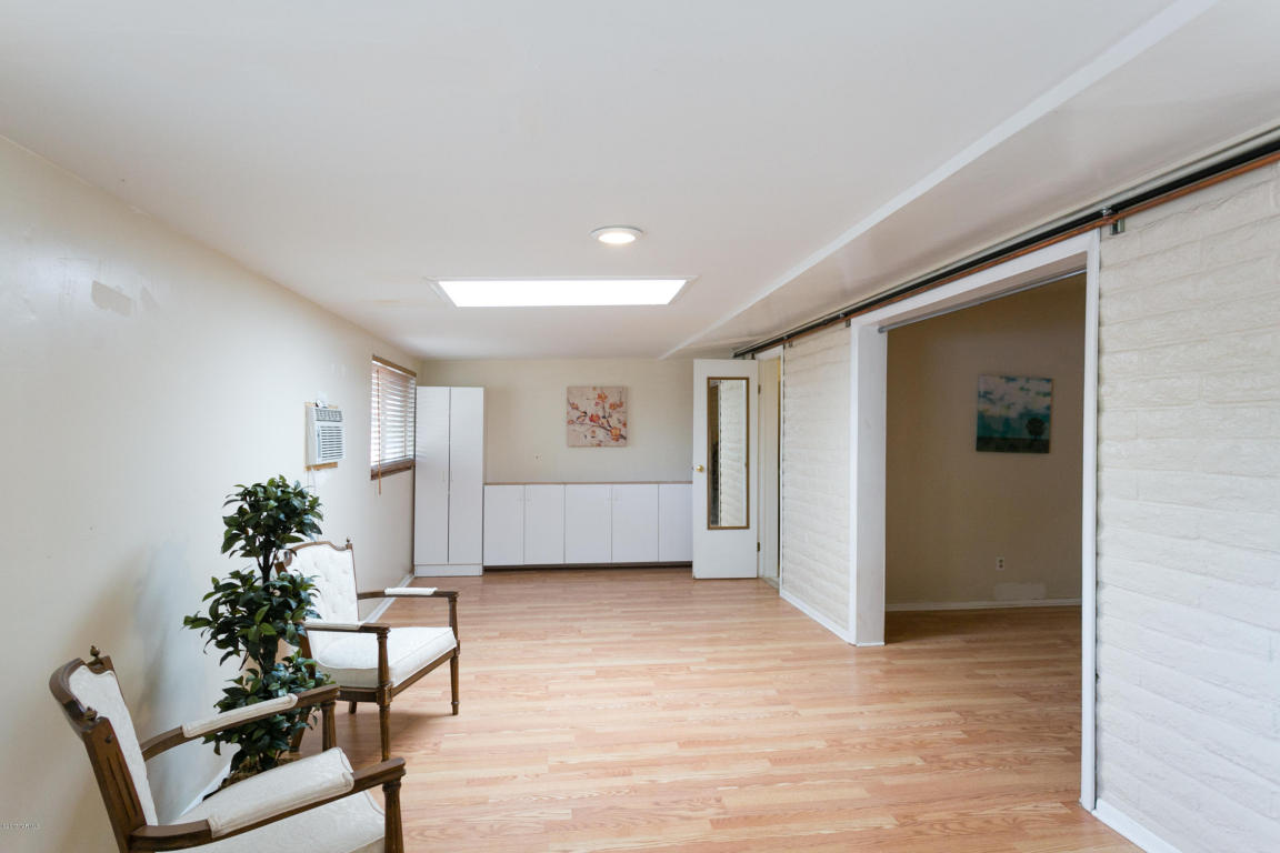 2237 E Beverly Dr, Tucson, AZ 85719 photo 15