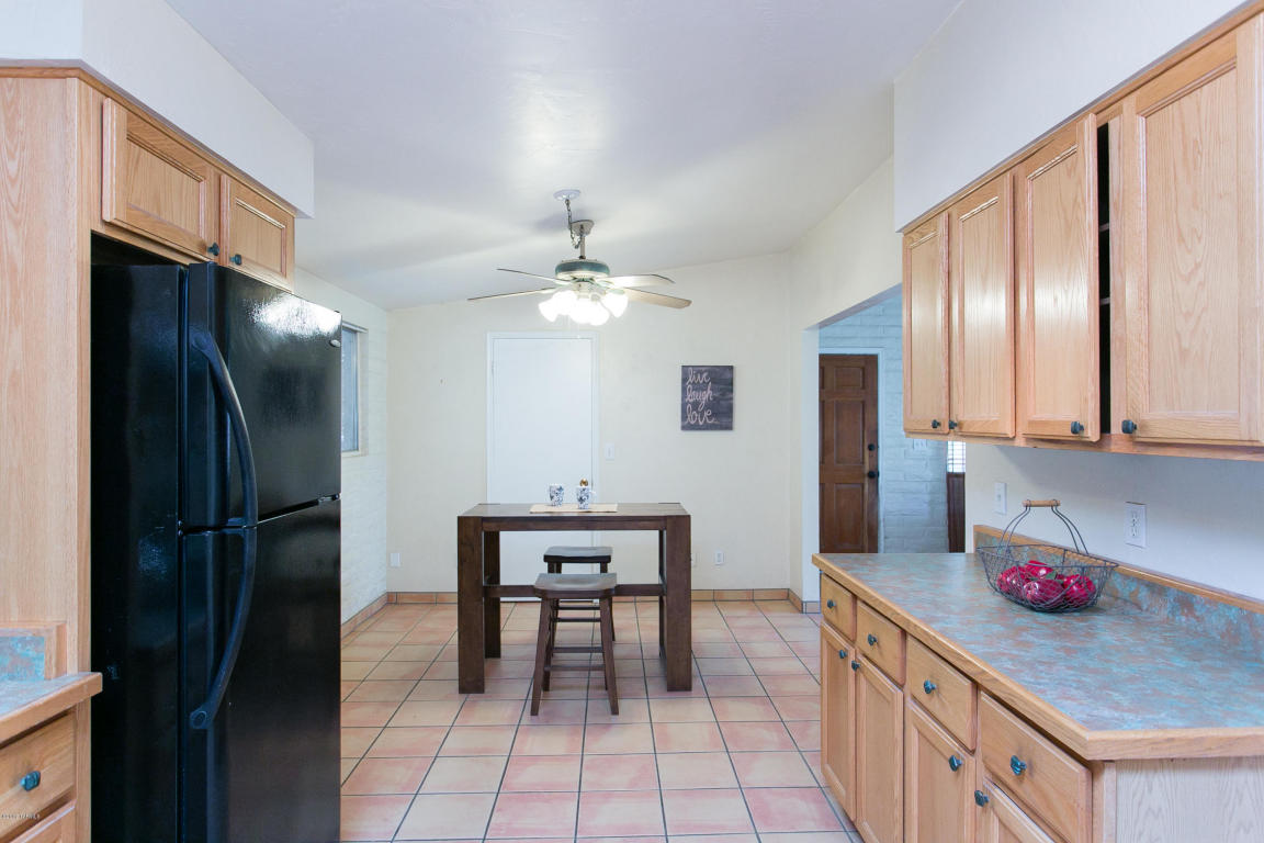 2237 E Beverly Dr, Tucson, AZ 85719 photo 8