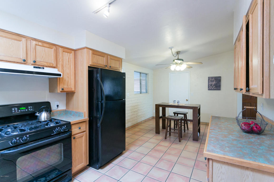 2237 E Beverly Dr, Tucson, AZ 85719 photo 9