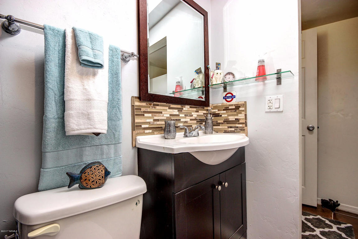 5902 E Beverly St, Tucson, AZ 85711 photo 18