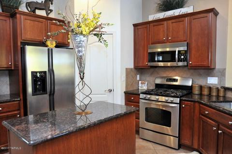 13585 E Aviara Pl, Vail, AZ 85641 photo 2