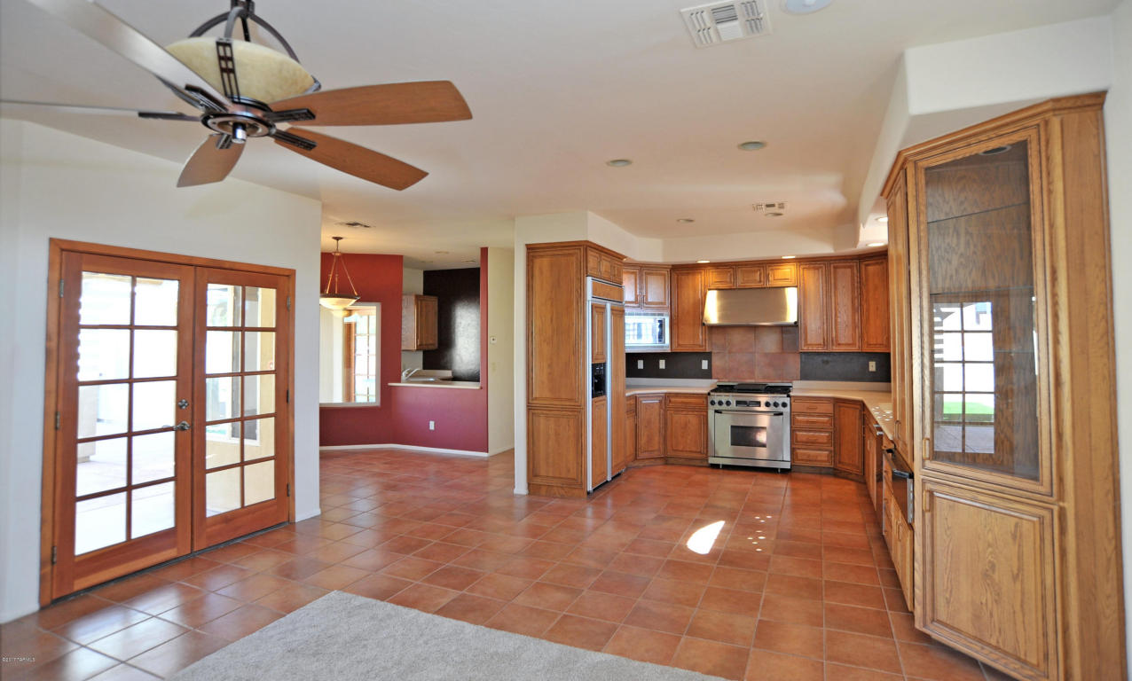 640 E Drawdown Trl, Vail, AZ 85641 photo 9
