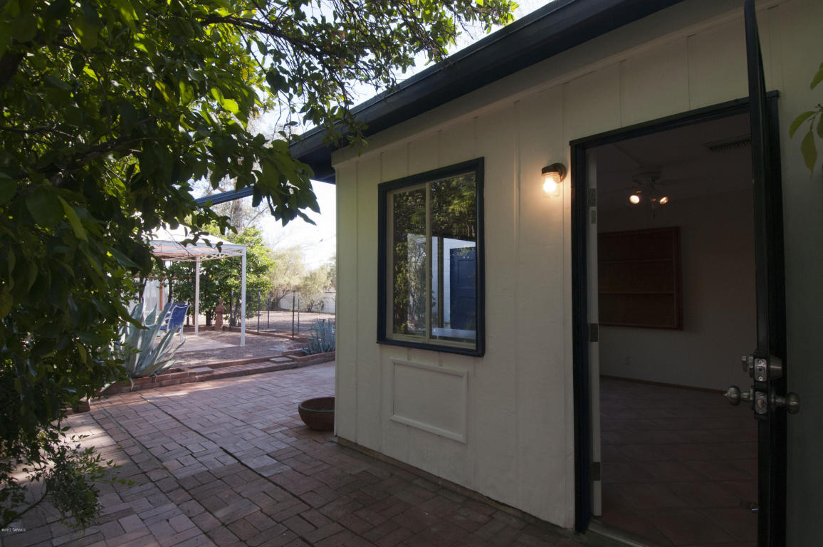 1320 E Silver St, Tucson, AZ 85719 photo 29
