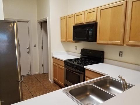 7040 E Strike Eagle Way, Tucson, AZ 85730 photo 4