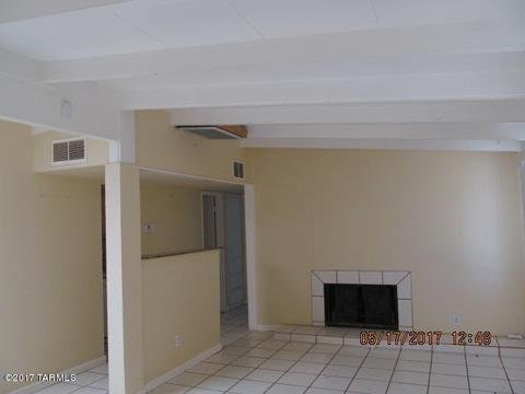 5802 E 30th St, Tucson, AZ 85711 photo 2