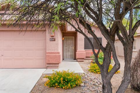 2547 E Chisel Ct, Oro Valley, AZ 85755 photo 2