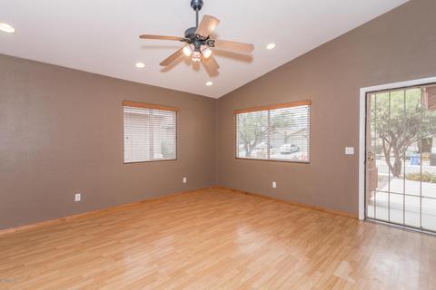 2547 E Chisel Ct, Oro Valley, AZ 85755 photo 3