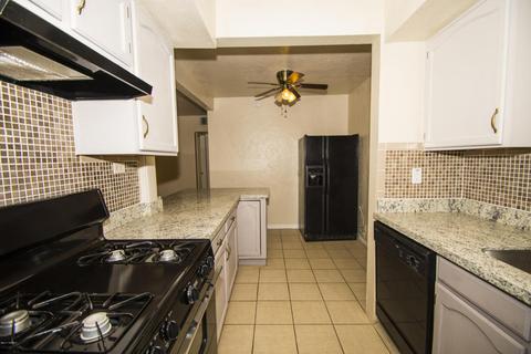 3249 E 25th St, Tucson, AZ 85713 photo 2