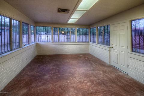2100 E Grant Rd, Tucson, AZ 85719 photo 16