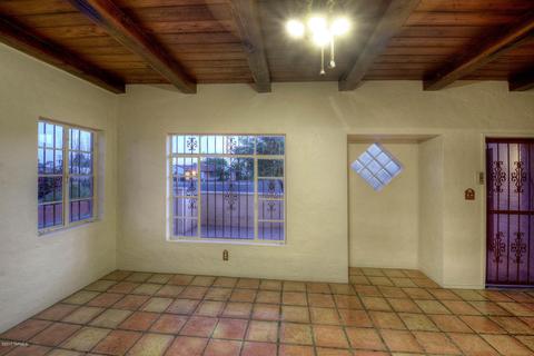 2100 E Grant Rd, Tucson, AZ 85719 photo 4