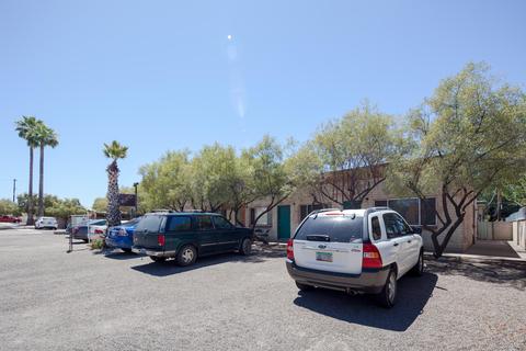 824 E 10th St, Tucson, AZ 85719 photo 5