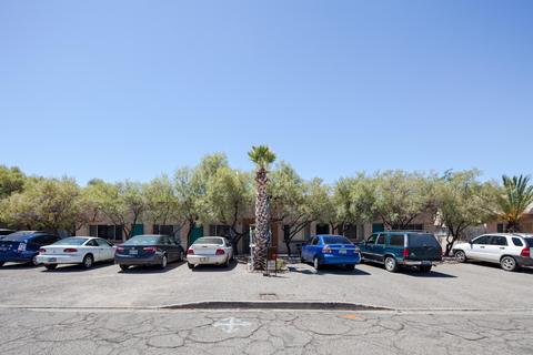 824 E 10th St, Tucson, AZ 85719 photo 2