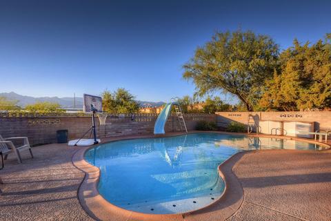 8921 E Sierra St, Tucson, AZ 85710 photo 2