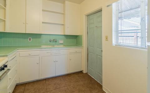 1127 E 8th St, Tucson, AZ 85719 photo 4