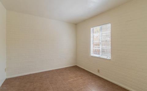 1127 E 8th St, Tucson, AZ 85719 photo 5