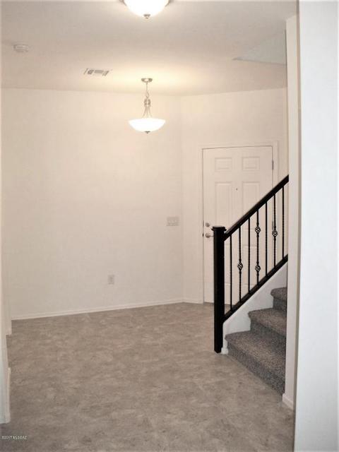 8875 E Abrams Loop, Tucson, AZ 85710 photo 2