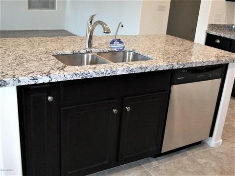 8875 E Abrams Loop, Tucson, AZ 85710 photo 13