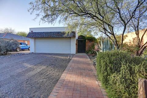 2139 E 10th St, Tucson, AZ 85719 photo 1