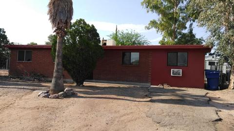 6876 E 45th St, Tucson, AZ 85730 photo 1