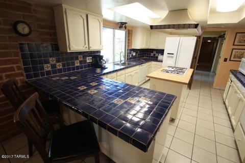 1302 E Thunderhead Cir, Tucson, AZ 85718 photo 13